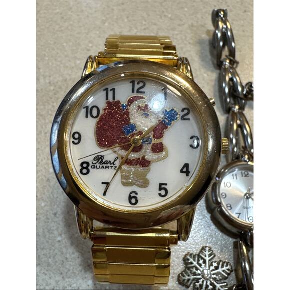 Lot of 3 Women’s Winter Christmas Watches - Picture 2 of 5